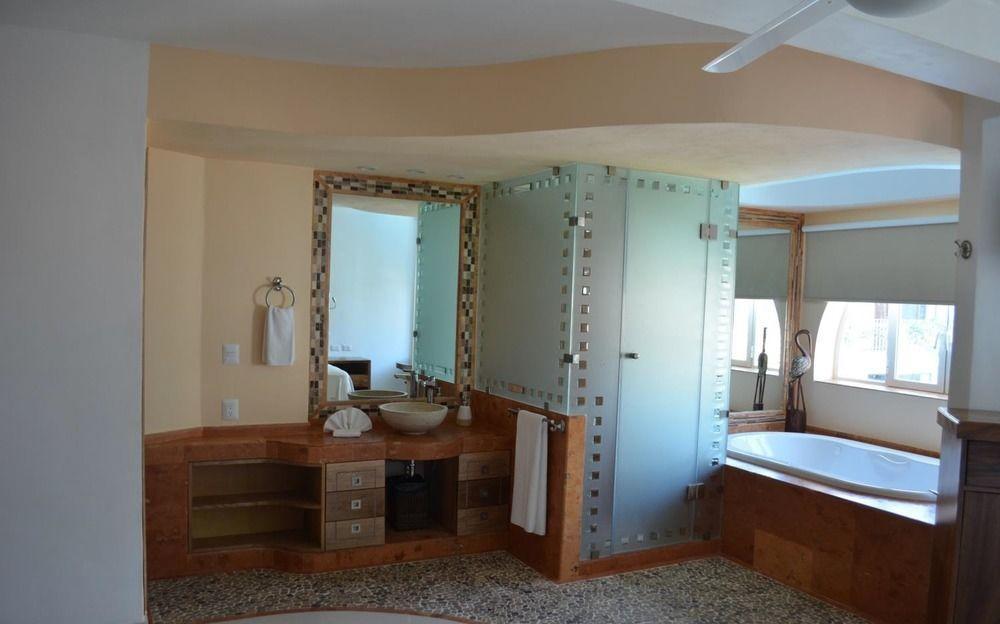 Hotel Andales On The Bay Suites Puerto Vallarta Eksteriør bilde