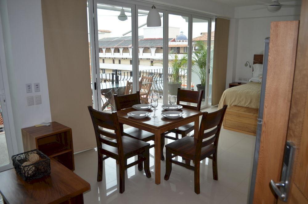 Hotel Andales On The Bay Suites Puerto Vallarta Eksteriør bilde